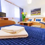 Pensjonat Retel Vitez Vendeghaz 3*