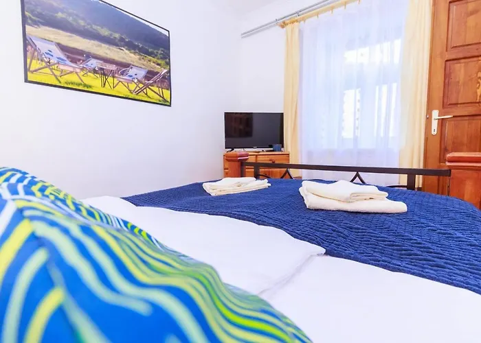 Retel Vitez Vendeghaz Πανσιόν Sárospatak