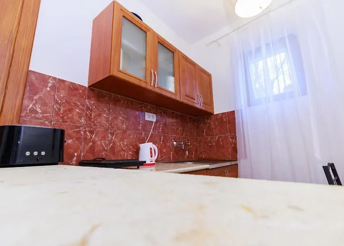 Retel Vitez Vendeghaz 3*