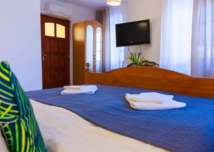 Retel Vitez Vendeghaz 3* Sárospatak